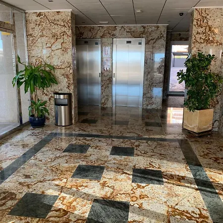 Апартаменти Porto Azul 6 *